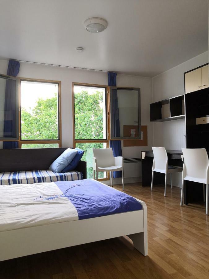 Studio Lumineux 10 Min A La Defense Rueil-Malmaison Bagian luar foto